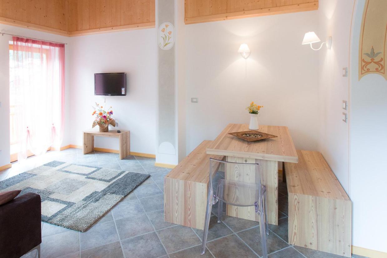 אלגה Villa Edelweiss מראה חיצוני תמונה