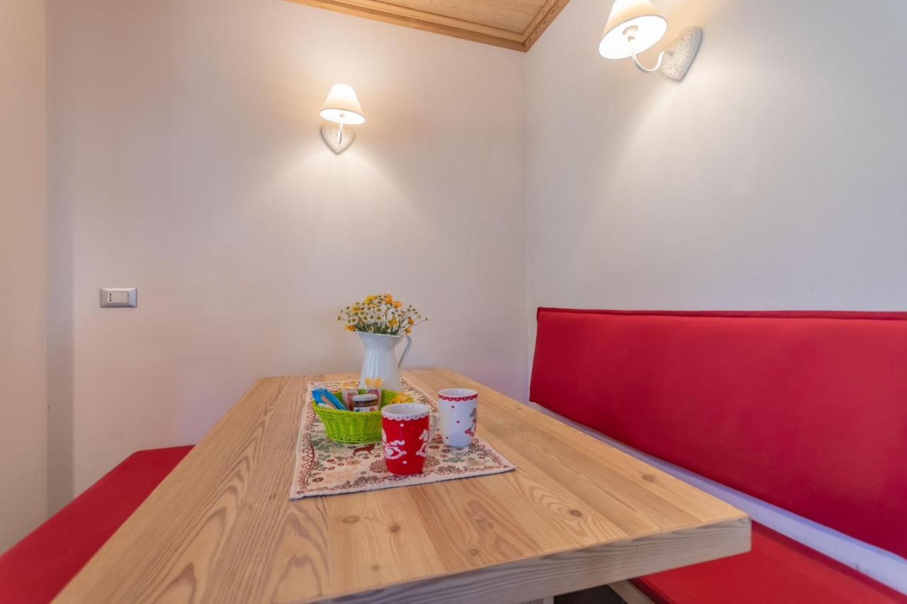 אלגה Villa Edelweiss מראה חיצוני תמונה